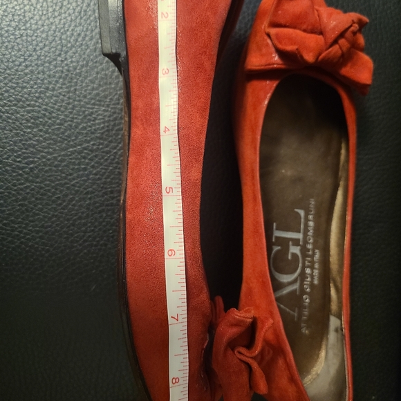 AGL Shimmering Red Suede Ballet Flats with Double Bow, Size 35.5 - Picture 8 of 14